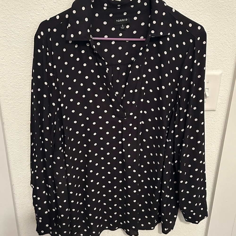 Torrid Georgette Size 2 Blouse - Picture 2 of 4
